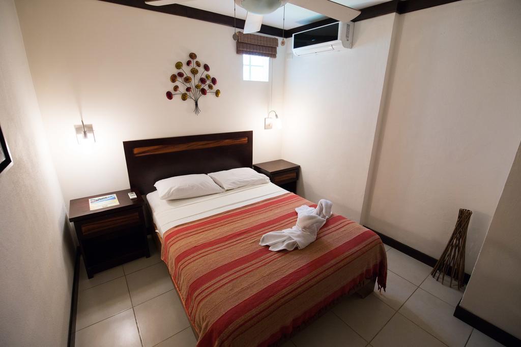 Tuanis Aparthotel Jaco Luaran gambar