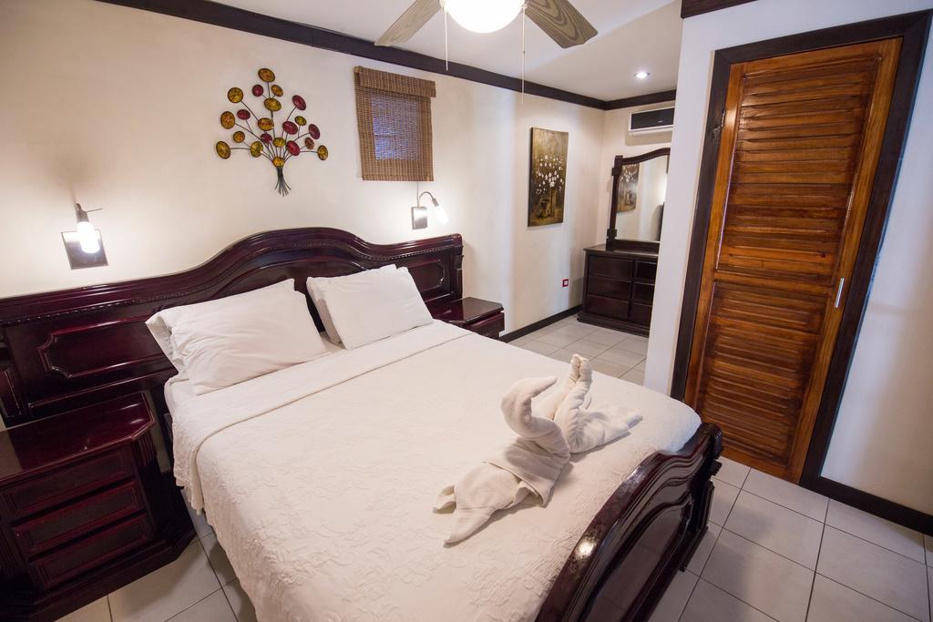 Tuanis Aparthotel Jaco Luaran gambar