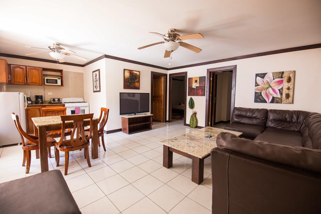 Tuanis Aparthotel Jaco Luaran gambar